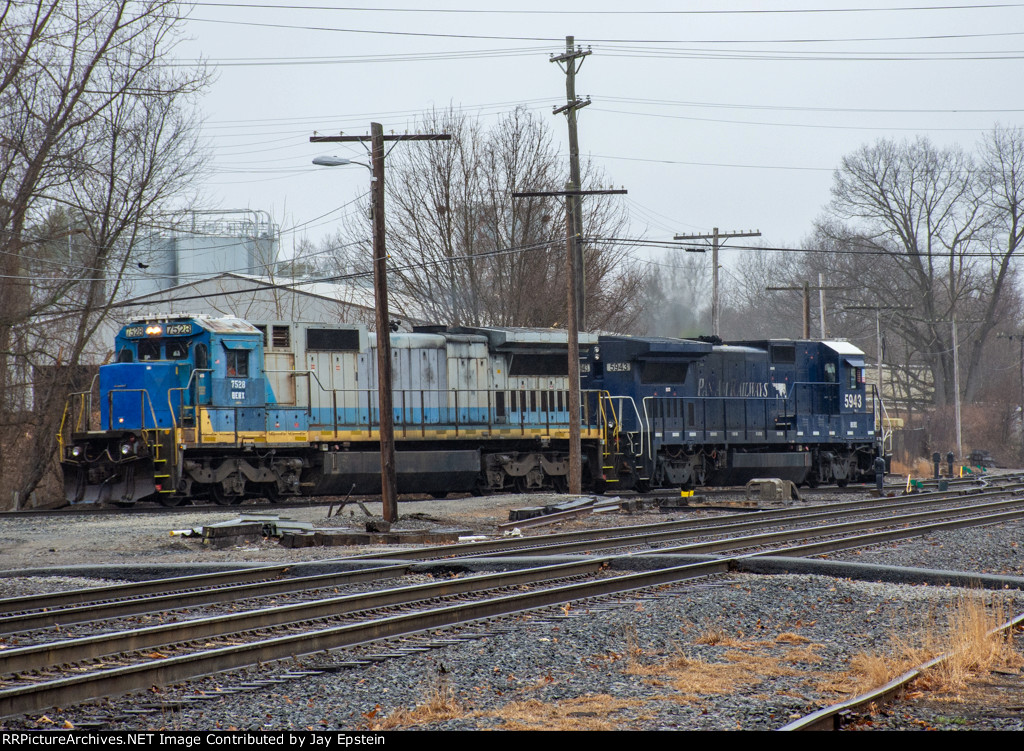 ST 643 is second out on an eastbound